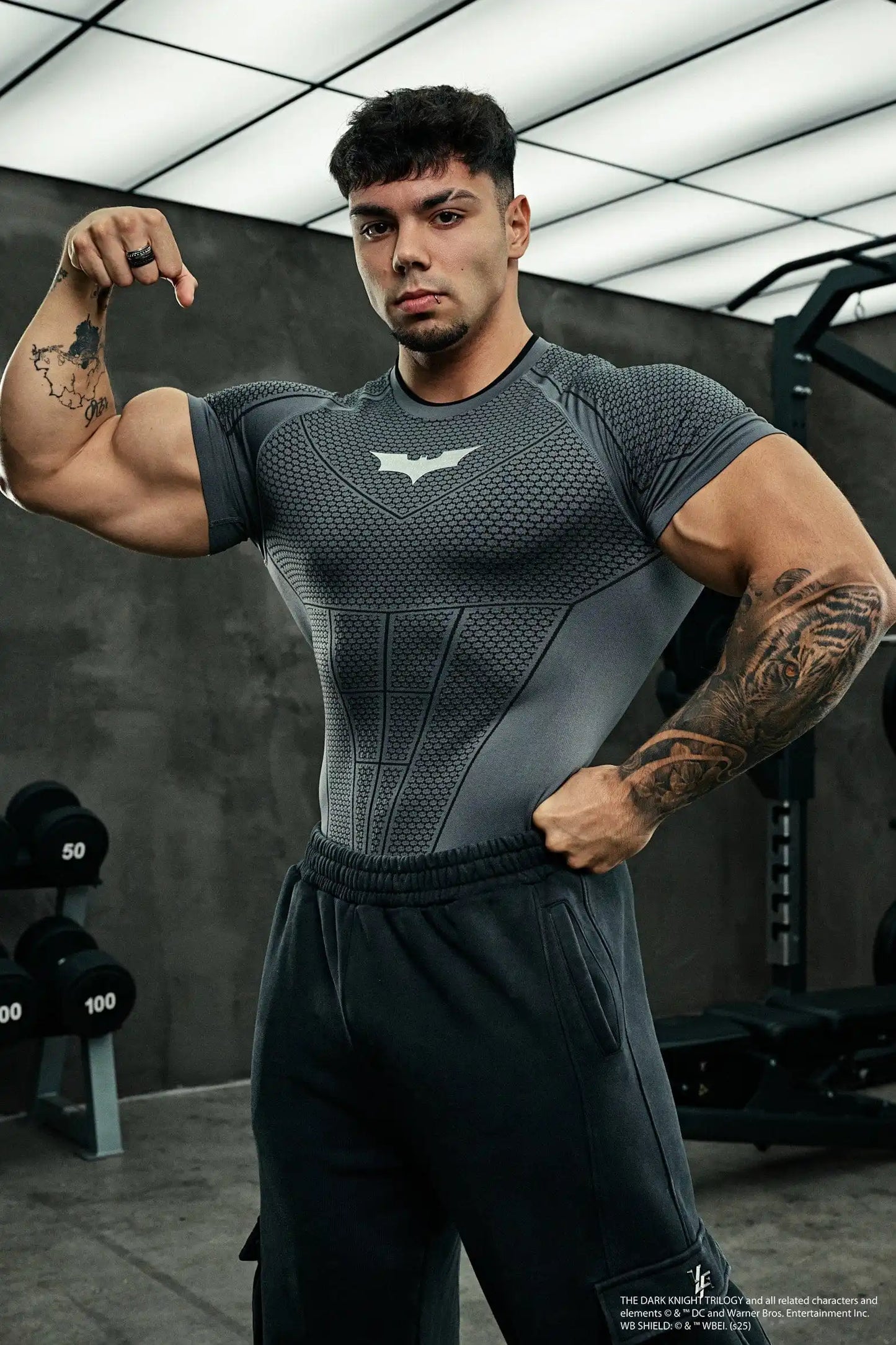 Men's Batman Print Compression T-Shirt, Seamless Honeycomb Breathable Quick Dry Short Sleeve, High Elastic Fitness Gym Top, Runn